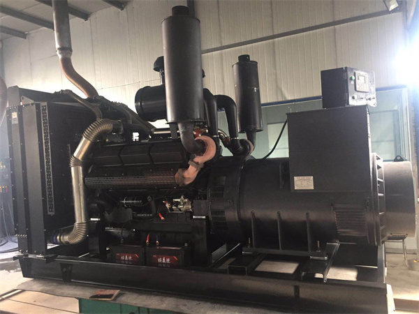 上柴650kw發(fā)電機組